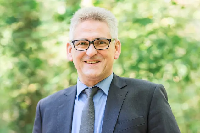 Portrait von Peter Beyerer - Steuerberater und Leiter der Lohnbuchhaltung